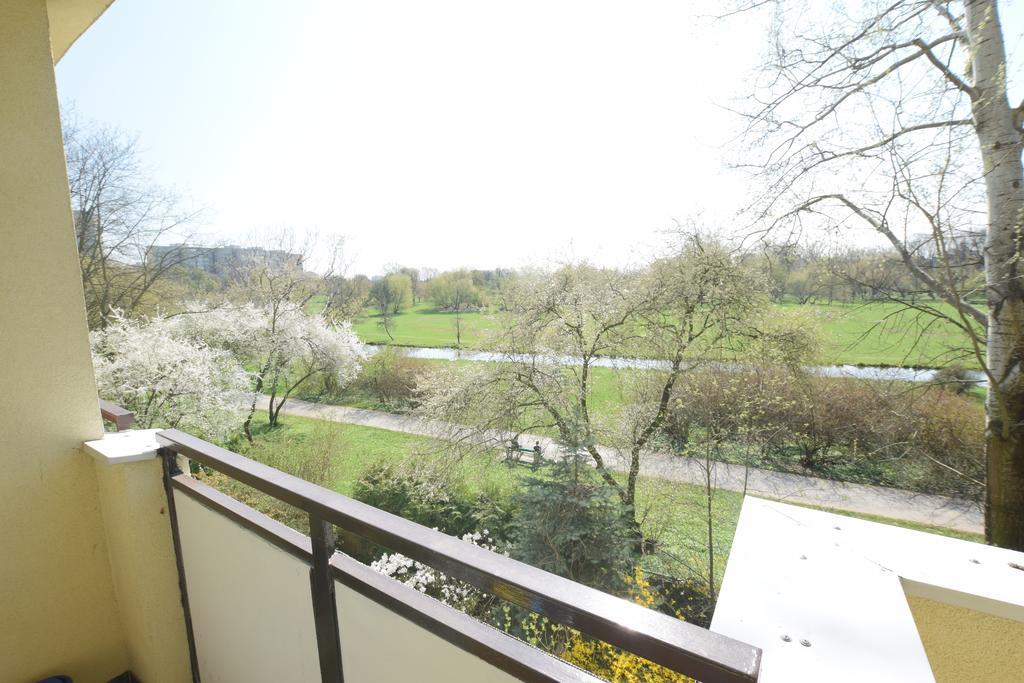 Elegant Apartment Stadion Narodowy Warsaw Exterior photo